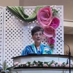 Meet your Posher, Carolyn